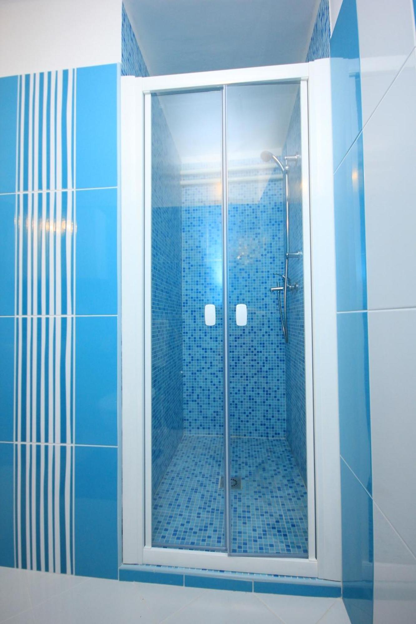 Apartments And Rooms By The Sea Medveja, Opatija - 2305 Lovran Room photo